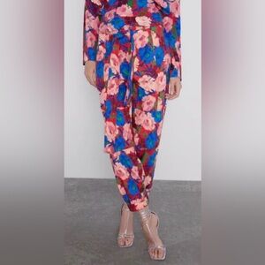 ZARA Floral Belted Cargo Style Pant Size M